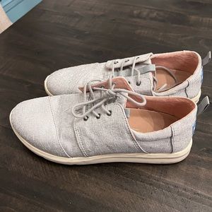 Tom’s Tennis Shoes